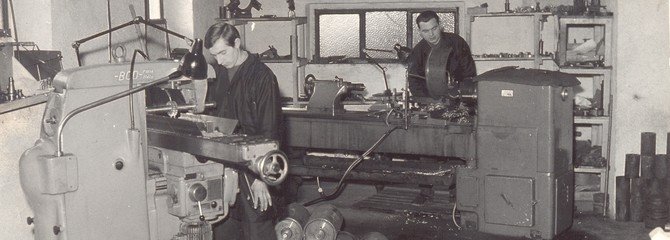 OFFICINA-FOTO-IN-CANTINA-30-ANNI-FA